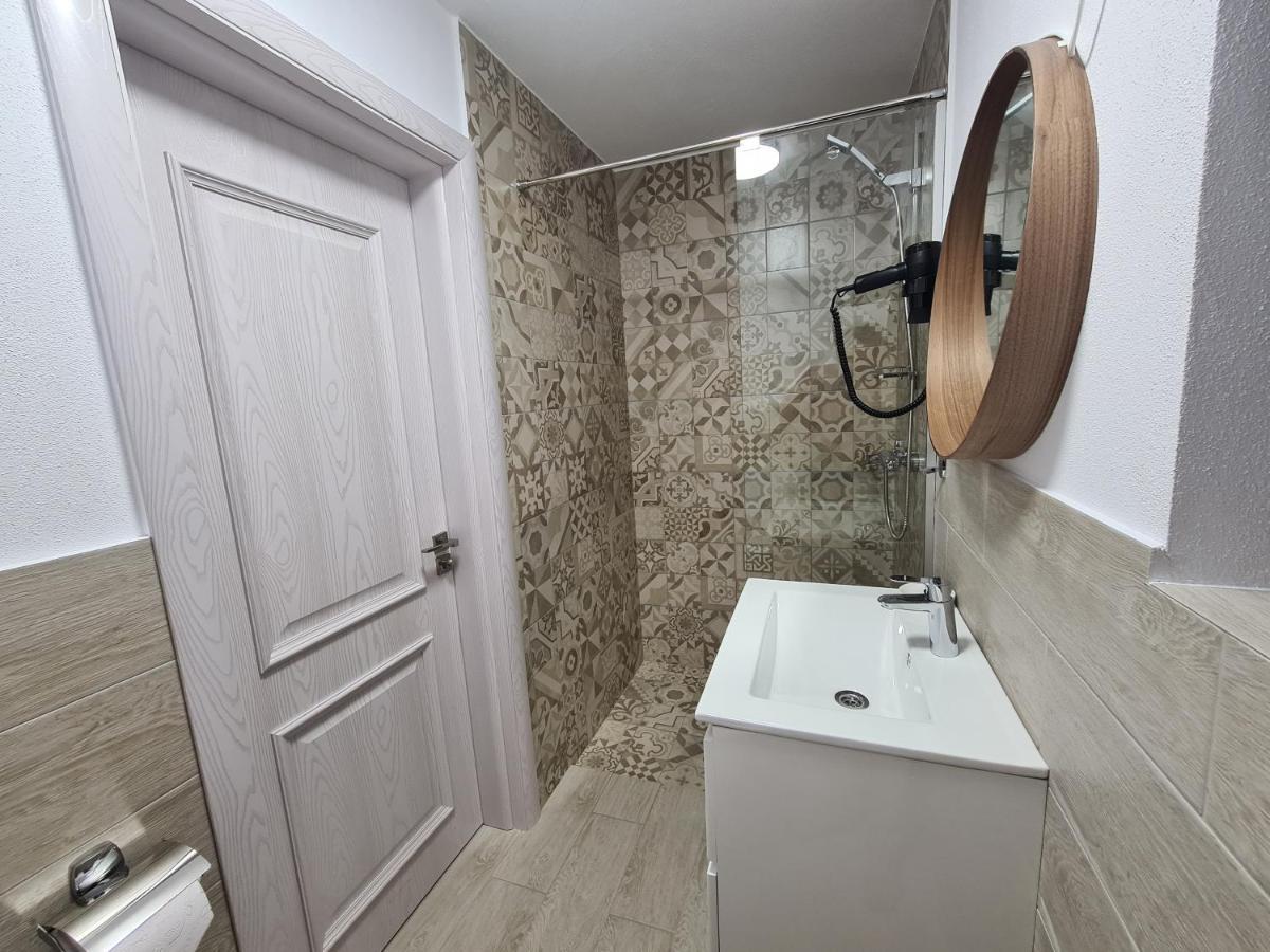 Urbanist Guest House Călimăneşti Exteriör bild